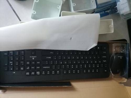 **BULK LOT OF UNTESTED ELECTRONICS*KEYBOARDS/MOUSE,UPS,SHURE MIC,PLUG FITTINGS ETC*1 BID FOR LOT**