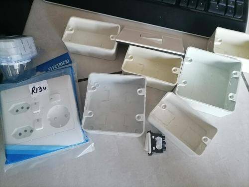 **BULK LOT OF UNTESTED ELECTRONICS*KEYBOARDS/MOUSE,UPS,SHURE MIC,PLUG FITTINGS ETC*1 BID FOR LOT**