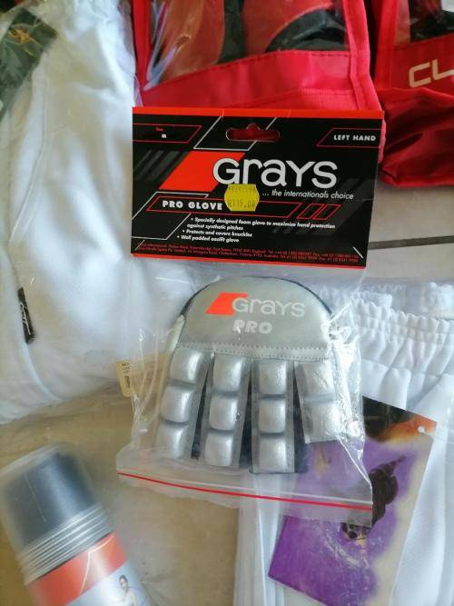 **HUGE SPORT SHOP LIQUIDATION*LOT OF BRAND NEW SHIN GUARDS,GLOVES,CRICKET PANTS ETC ETC**