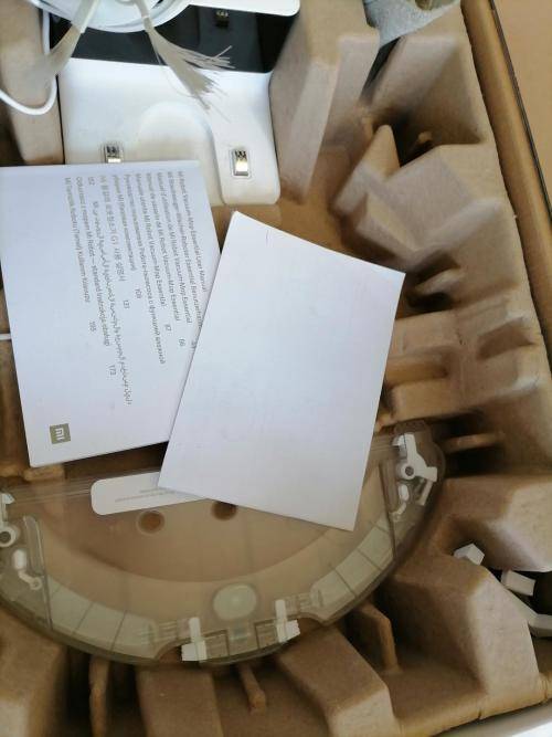 *BARGAIN BUYS**DEMO XIOMI MI ROBOT WIFI VACUUM/MOP IN BOX WITH DOC STATION*R5000 RETAIL**