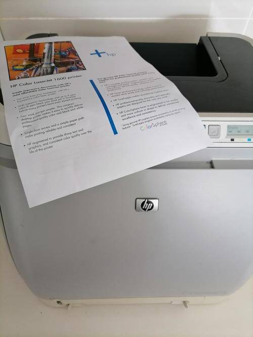 **LIQUIDATION ITEM*HP 1600 COLOR LAZERJET PRINTER WITH TONERS*PRINTS EXCELLENT QUALITY*