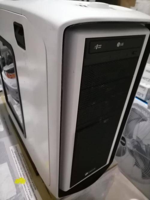 **WOW R30 FREIGHT*MONSTER MACHINE*CORSAIR PC,AMD PHENOM II, 16GB ,MSI GPU,MILITARY CLASS *AS IS**