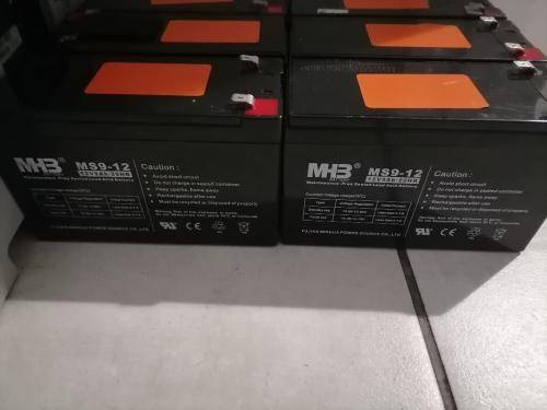 *WOW R30 FREIGHT*LOT OF 6 X 12-9AH UPS BATTERIES*THEY HAVE VOLTAGE/LIFE NOT KNOWN**