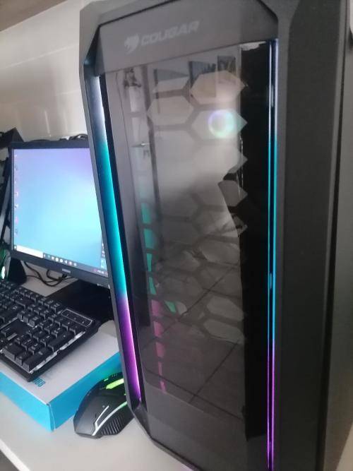*AWESOME I5 8GB GAMING PC SETUP*LED PC BOX, LED KEYBOARD/MOUSE+SPEAKERS+SAMSUNG SCREEN*R30 FREIGHT