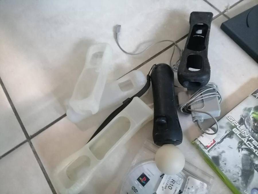 *SHOP CLOSURE*R30 FREIGHT*BULK LOT OF PLAYSTATION,XBOX,NINTENDO GAMES AND ACCESSORIES**