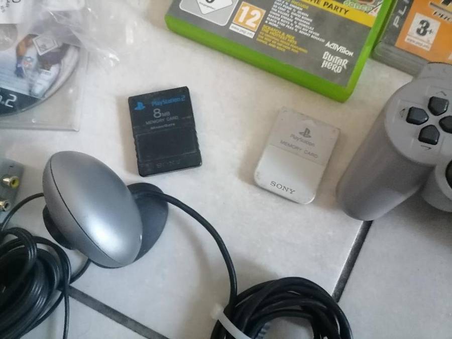 *SHOP CLOSURE*R30 FREIGHT*BULK LOT OF PLAYSTATION,XBOX,NINTENDO GAMES AND ACCESSORIES**