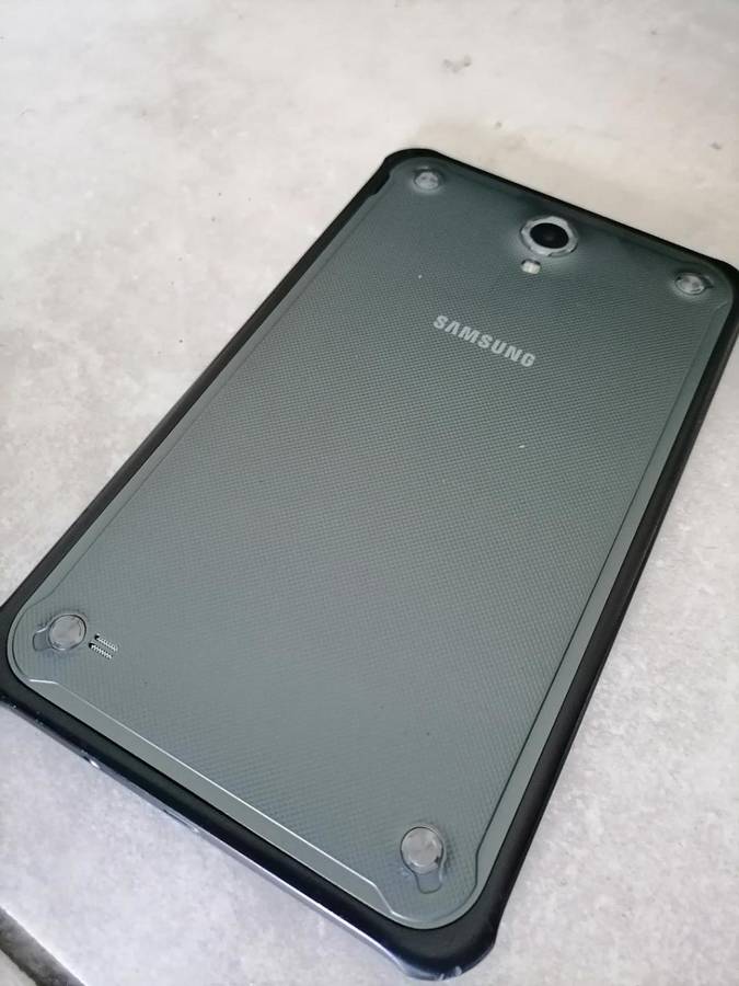 *CHRISTMAS DEALS*R30 FREIGHT*SAMSUNG ACTIVE TABLET WATER/DUST RESISTANT ,DURABLE*