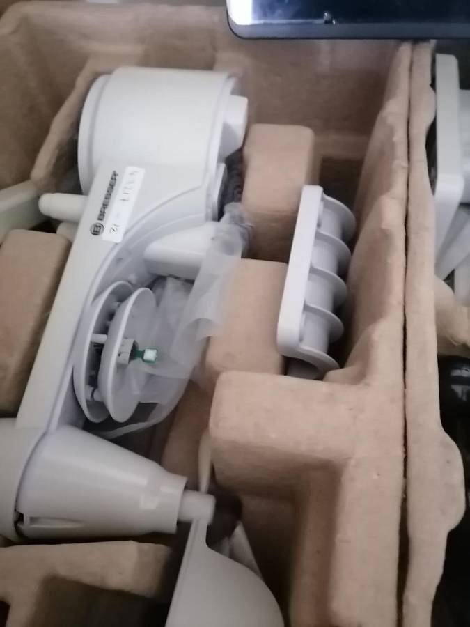 *YEAR END CLEARANCE*R30 FREIGHT*BRESSER 7 IN 1 WEATHER STATION*POWER ON NOT TESED**R10 000 NEW PRICE