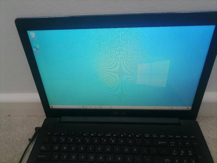 ASUS X553M LAPTOP*8GB RAM,750GB HDD,WINDOWS 10, CHARGER