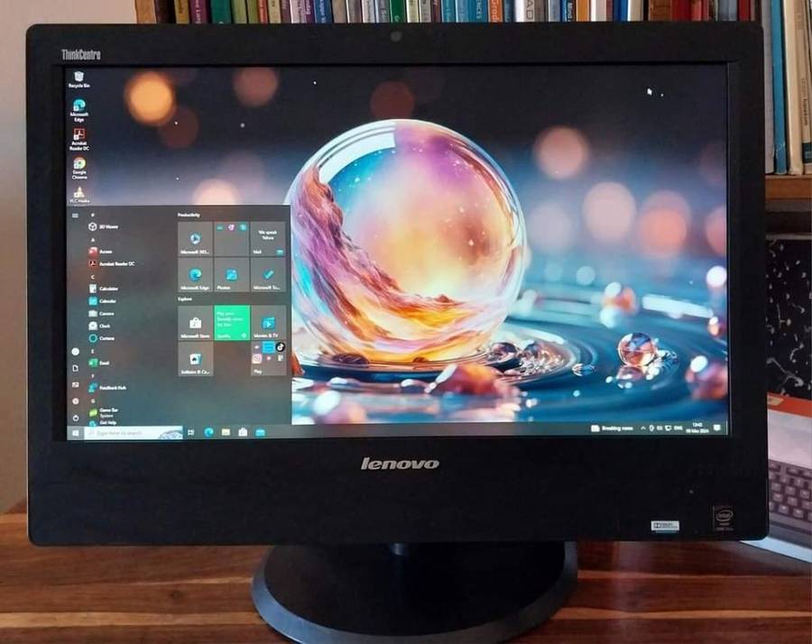 LENOVO 24 INCH i7 3RD GEN 8GB RAM M93Z ALL IN 1 PC,WINDOWS/OFFICE/WIFI