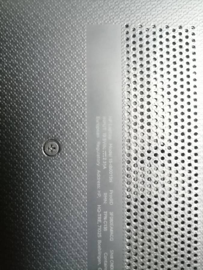 *TOP SPEC LAPTOP*HP 15 AMD A4RADEON,500GB SSD.8GB RAM,ORIGINAL CHARGER,BAG*R8500 REFUNBISHED PRICE*