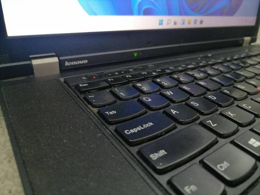 I7 3RD GEN LENOVO THINKPAD T530, 1TB HDD,8GB RAM,CHARGER