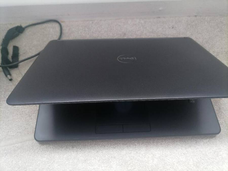 **EASTER SPECIAL* DELL LATITUDE I5 5TH GEN,500GB SSD, 8GB RAM, ORIGINAL CHARGER,BATTERY 100%**