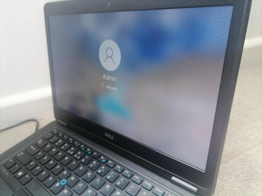**EASTER SPECIAL* DELL LATITUDE I5 5TH GEN,500GB SSD, 8GB RAM, ORIGINAL CHARGER,BATTERY 100%**