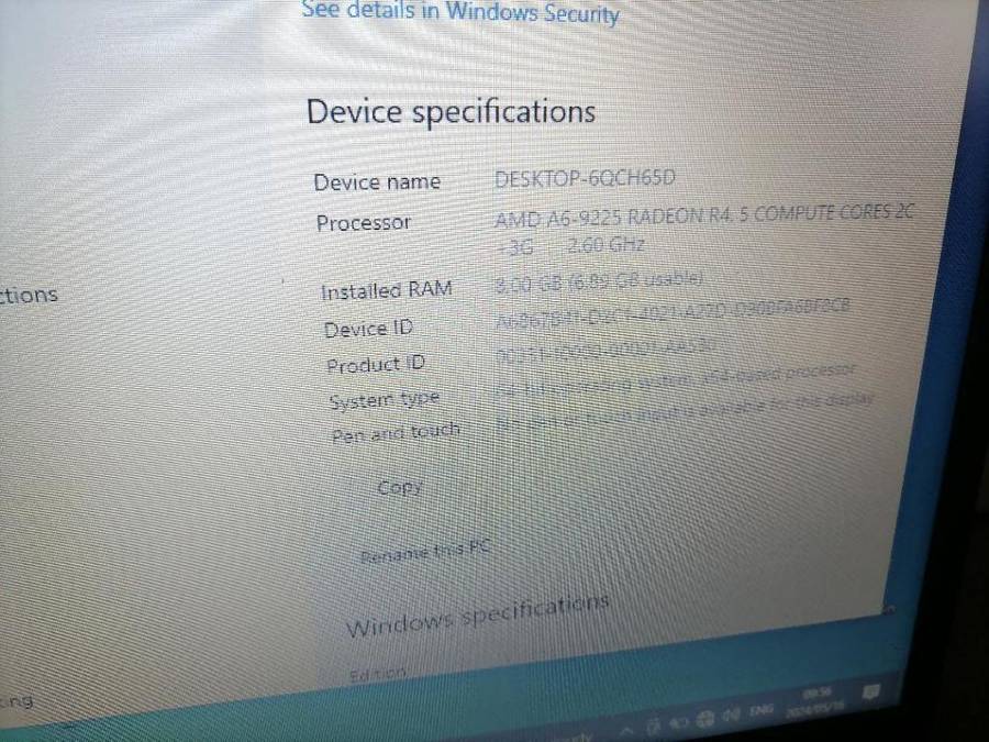 IMMACULATE AMD A6 9TH GEN LENOVO IDEAPAD 8GB RAM,1TG HDD,ORIGINAL CHARGER,BAG,BATTERY 100%