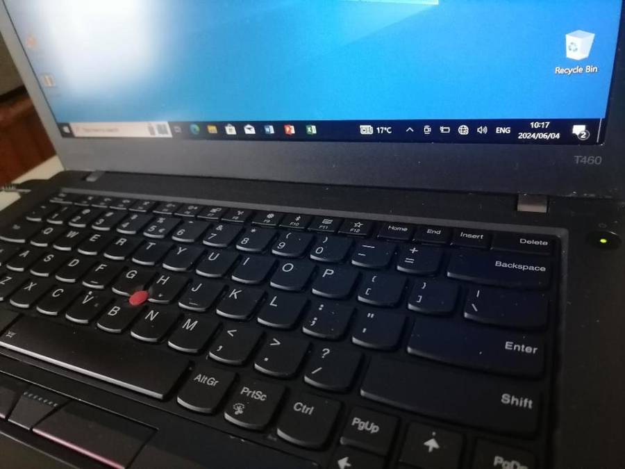 i5 TOUCH SCREEN LENOVO T460 6TH GEN, 8GB RAM, 1TB HDD, BATTERY 100%,ORIGINAL CHARGER