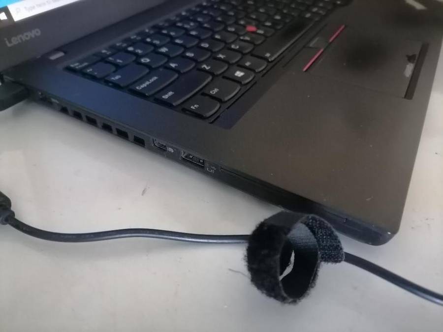 i5 TOUCH SCREEN LENOVO T460 6TH GEN, 8GB RAM, 1TB HDD, BATTERY 100%,ORIGINAL CHARGER