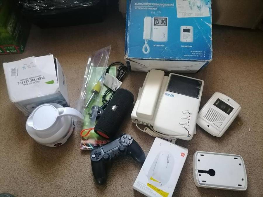 BULK LOT OF ELECTRONICS
