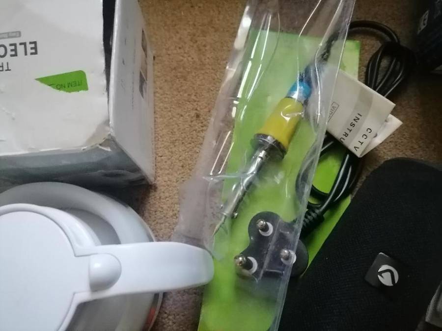 BULK LOT OF ELECTRONICS