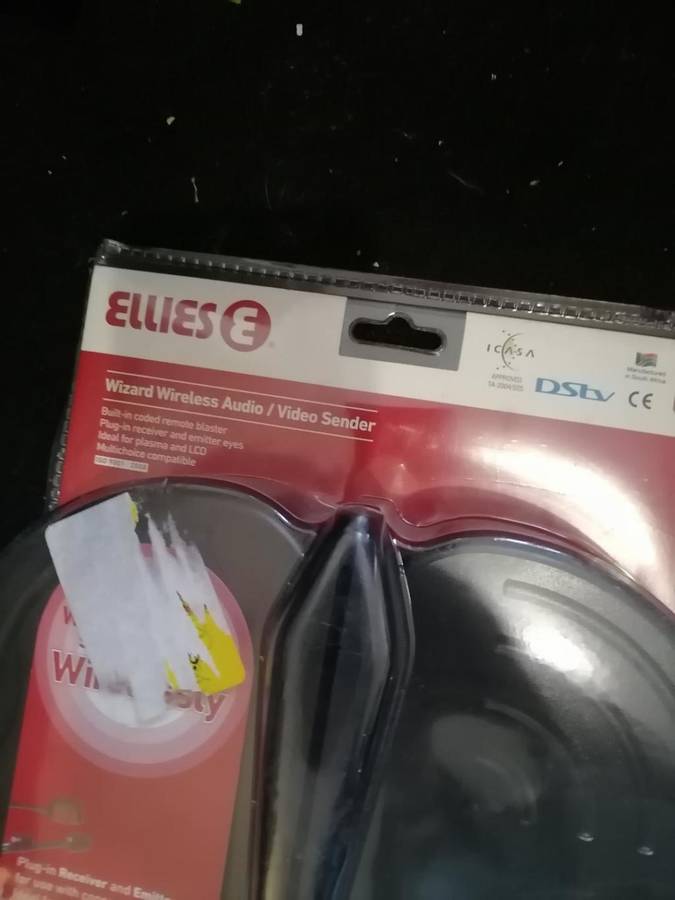 LOT OF NEW ELLIES ELECTRONICS