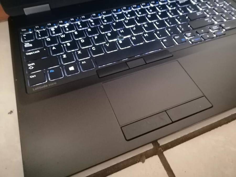 EXCELLENT i5 DELL LATITUDE E5570 6TH GEN ,8GB RAM,500GB HDD, BATTERY 100%,CHARGER,SIM SLOT