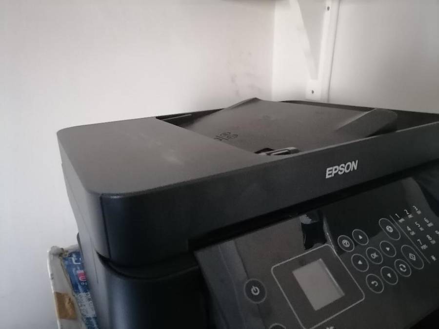 EPSON L5190 INKTANK PRINTER WITH CABLE IN BOX*NOT FEEDING PAPER*