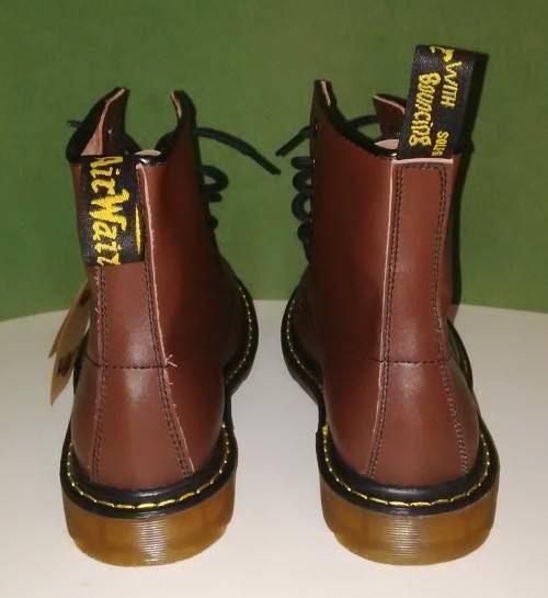 Dr. Martens Original New Size :40 Brown Genuine Leather Boots