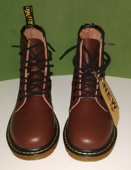 Dr. Martens Original New Size :40 Brown Genuine Leather Boots