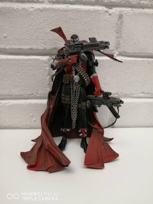 Todd McFarlane Spawn Statue