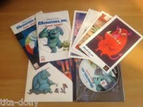 MONSTER'S INC. SCARE ISLAND Limited Edition Gift Pack Playstation 2 PS2 game - Good condition !!!!!