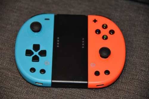 NINTENDO SWITCH LEFT AND RIGHT WIRELESS CONTROLLER by GIOTECK JC-20 - SHOP DEMO