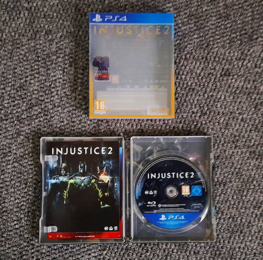 INJUSTICE 2 ULTIMATE EDITION STEELBOOK   (PS4)