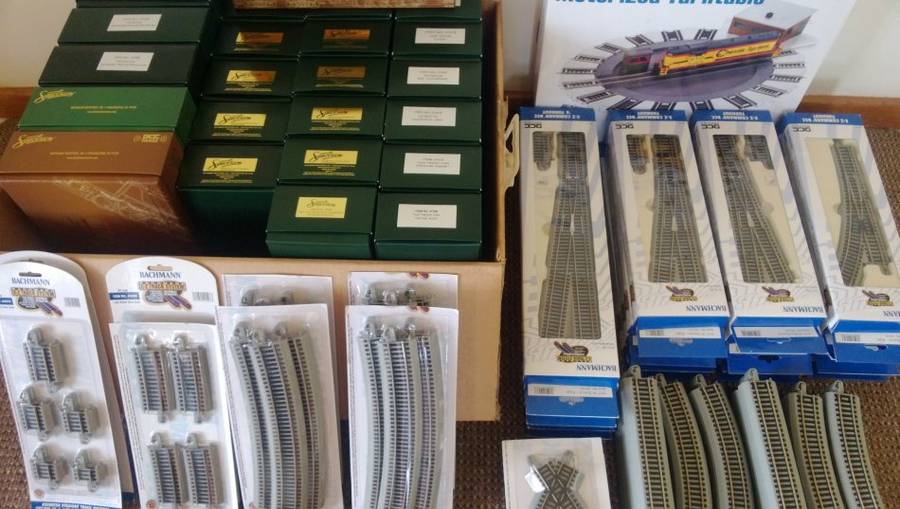 Bachmann HO (On30) E-Z Track Straight 9"