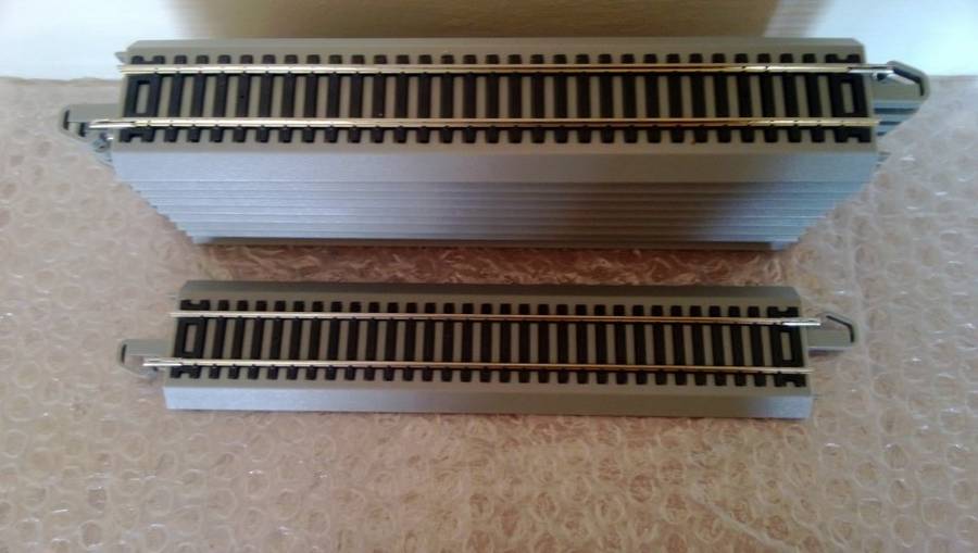 Bachmann HO (On30) E-Z Track Straight 9"