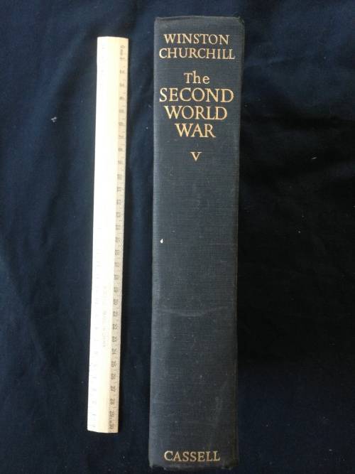 WINSTON CHURCHILL- THE SECOND WORLD WAR Volume 5. R120.