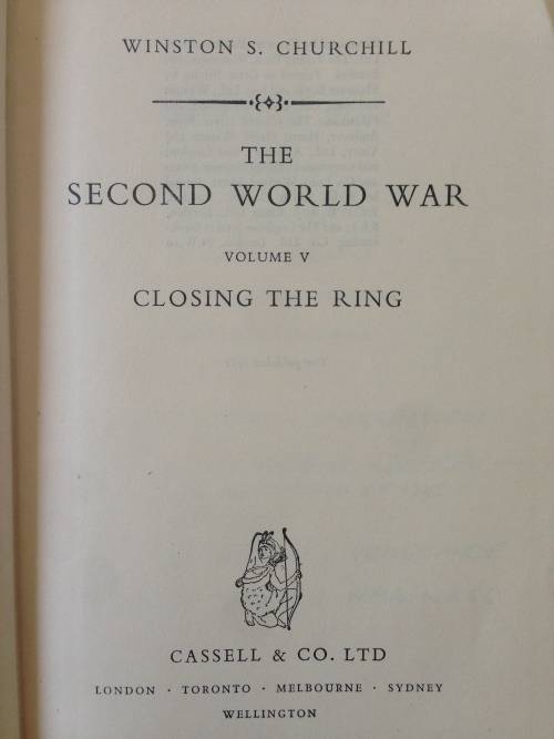 WINSTON CHURCHILL- THE SECOND WORLD WAR Volume 5. R120.
