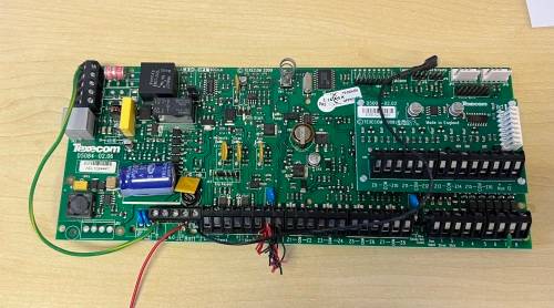Texecom Premier 832 control panel