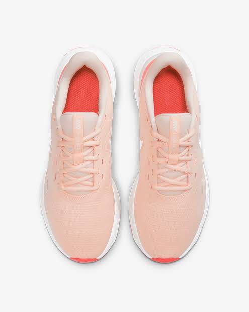 Nike Revolution 5 Women`s Running Shoe Washed Coral/Summit White-Magic Ember BQ3207-602 - Size 4