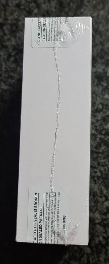 Brand New Sealed Samsung Galaxy A32 128GB Single SIM - Awesome Black