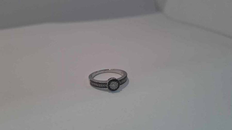 9ct White Gold Halo Black 0.31 ct and White 0.32ct Diamond Ring - Evaluation R27 500