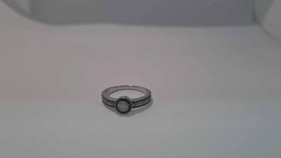 9ct White Gold Halo Black 0.31 ct and White 0.32ct Diamond Ring - Evaluation R27 500