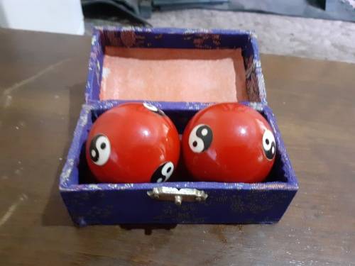 Chinese Health Ball Daily Exercise Stress Relief Handball Therapy Massager Balls