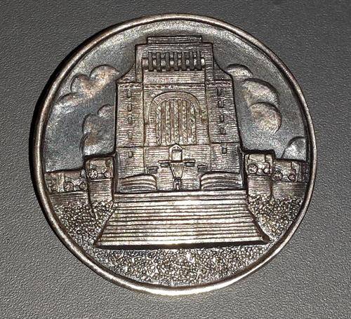 SILVER BROUCH