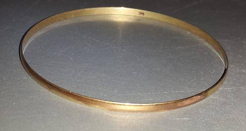 9CT GOLD LADIES BANGLE 2.5MM