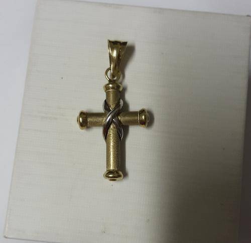 9CT YELLOW AND WHITE GOLD LADIES CROSS PENDANT
