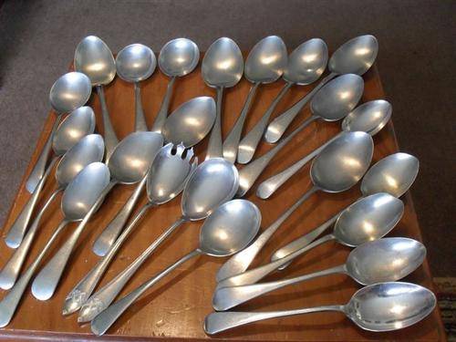 23 VARIOUS VINTAGE EPNS AND NICKEL SILVER PIECES !!!!!!!!!!