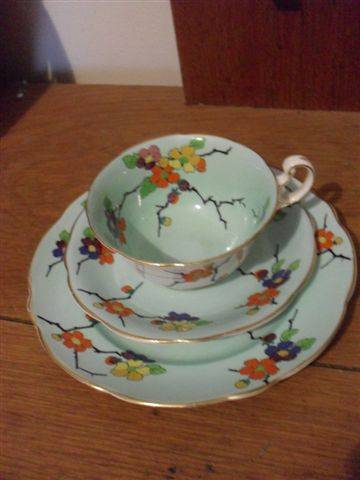 WOW VINTAGE FOLEY BONE CHINA TRIO...E.B. &CO.......PRETTY HAND PAINTED FLOWERS...