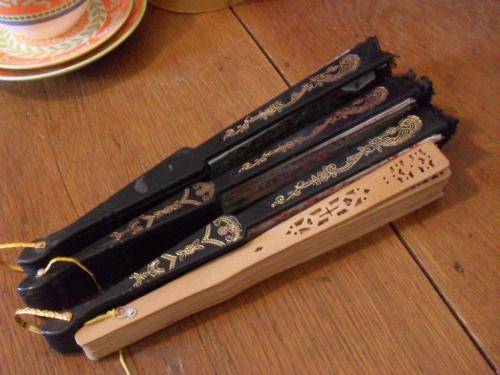 4 BEAUTIFUL HAND HELD FANS.....FOR THE COLLECTOR