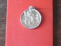VINTAGE STERLING ST CHRISTOPHER PENDANT...18 MM