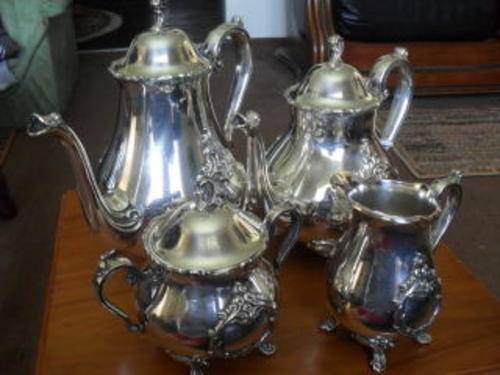AN AWSOME EPNS 4PIECE SET HERE !!!!!!!!